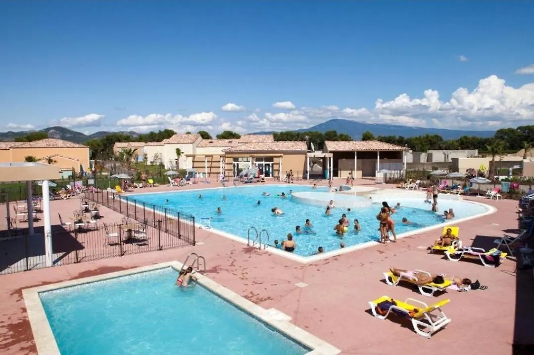 Holiday home Maison De Vacances Pres Du Mont Ventoux Aubignan France